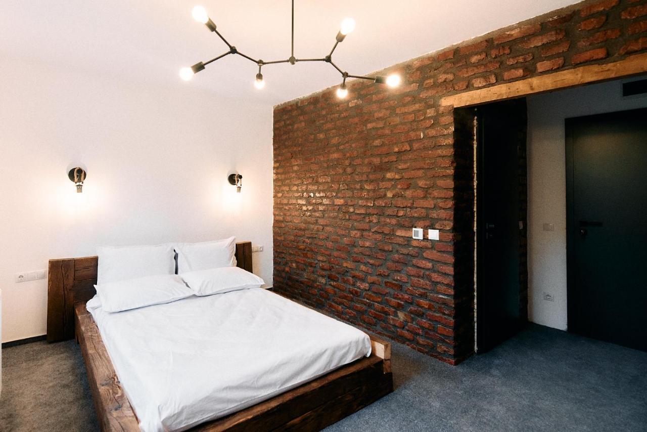 Liziera Blaj Hotel Bagian luar foto